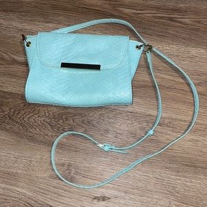 Steve Madden light blue crossbody bag
